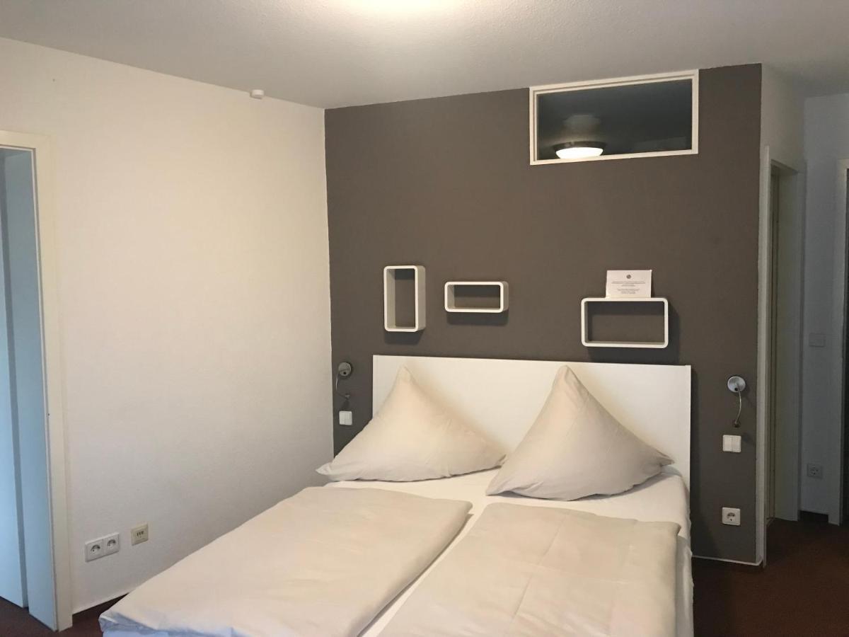 Hotel Astra Rastatt Buitenkant foto