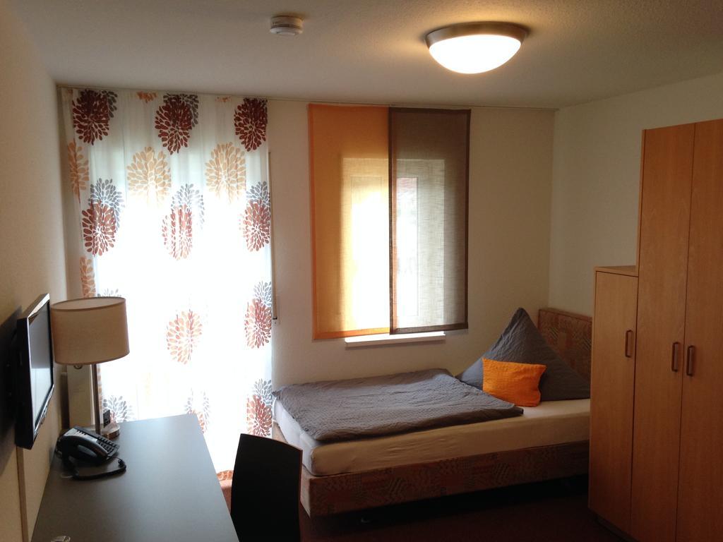 Hotel Astra Rastatt Kamer foto