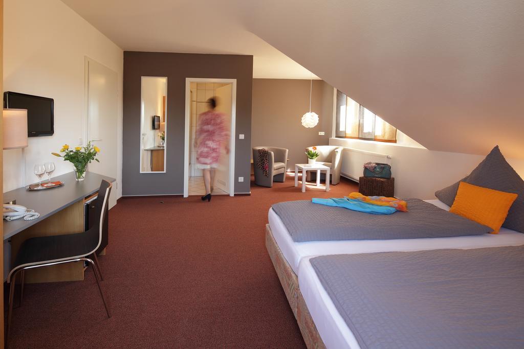 Hotel Astra Rastatt Kamer foto
