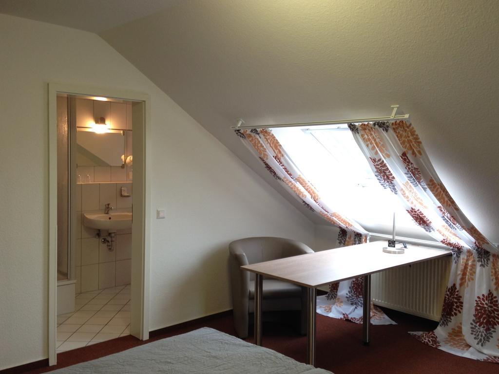 Hotel Astra Rastatt Kamer foto