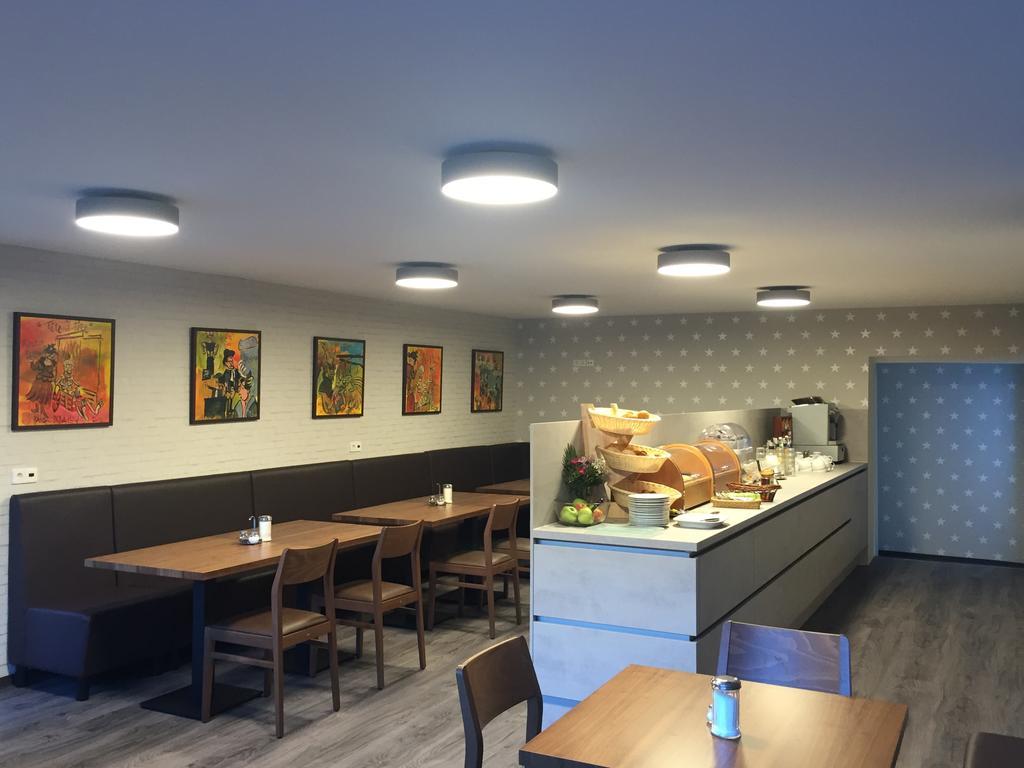 Hotel Astra Rastatt Buitenkant foto