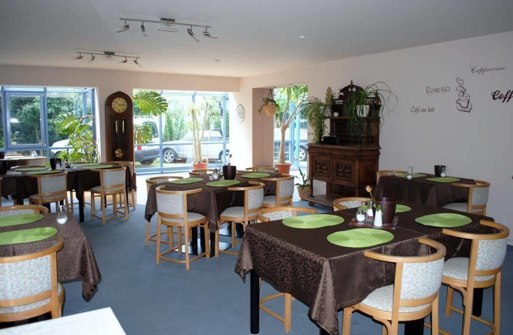 Hotel Astra Rastatt Buitenkant foto