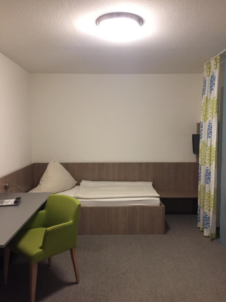 Hotel Astra Rastatt Buitenkant foto